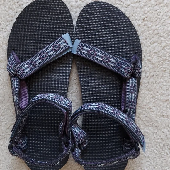 Teva | Shoes | New In Box Teva Original Universal Monterey  display picture 1